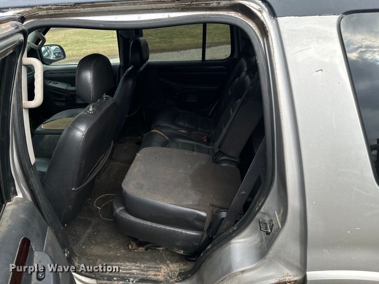 image for item ND9034 2003 Ford Explorer Limited SUV