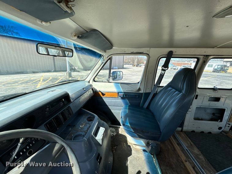 image for item ND9057 1988 Dodge Ram van