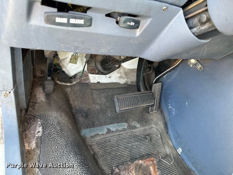 image for item ND9057 1988 Dodge Ram van