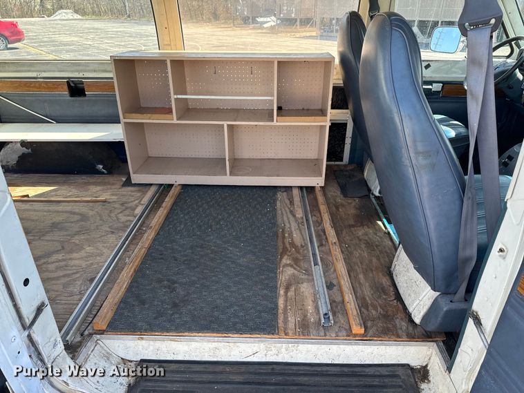 image for item ND9057 1988 Dodge Ram van