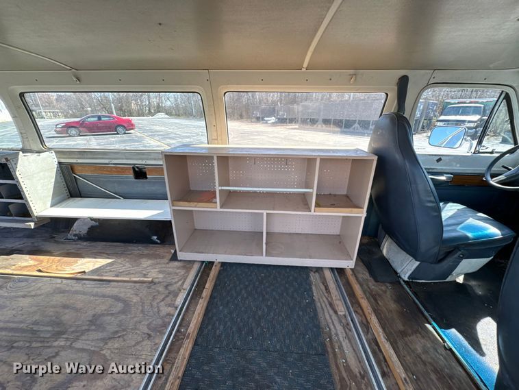 image for item ND9057 1988 Dodge Ram van