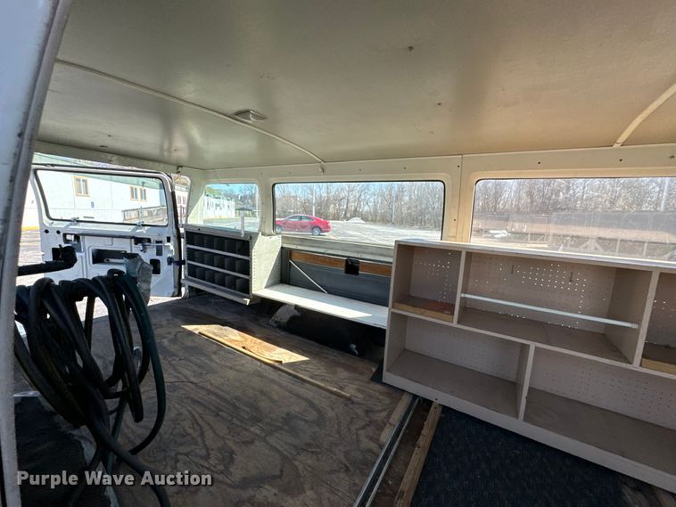 image for item ND9057 1988 Dodge Ram van