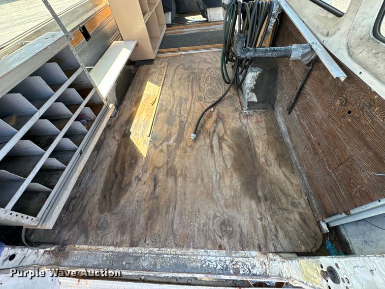 image for item ND9057 1988 Dodge Ram van