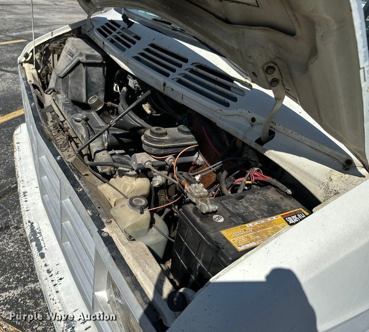 image for item ND9057 1988 Dodge Ram van