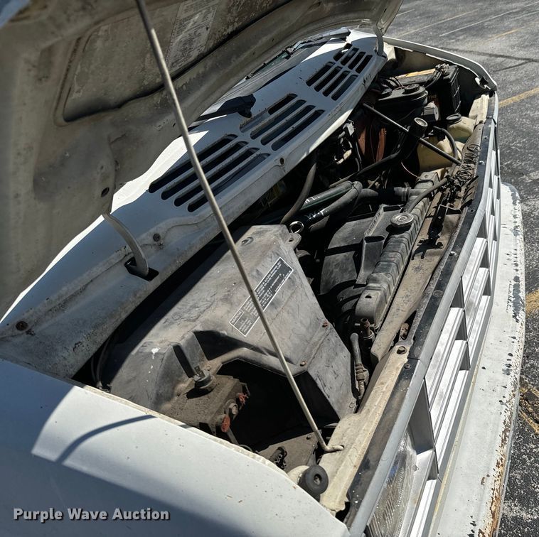 image for item ND9057 1988 Dodge Ram van