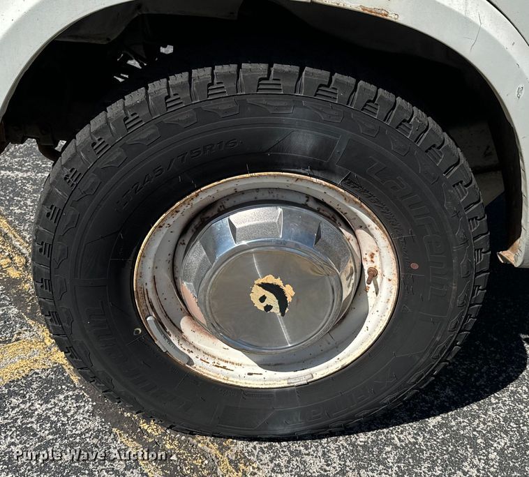 image for item ND9057 1988 Dodge Ram van