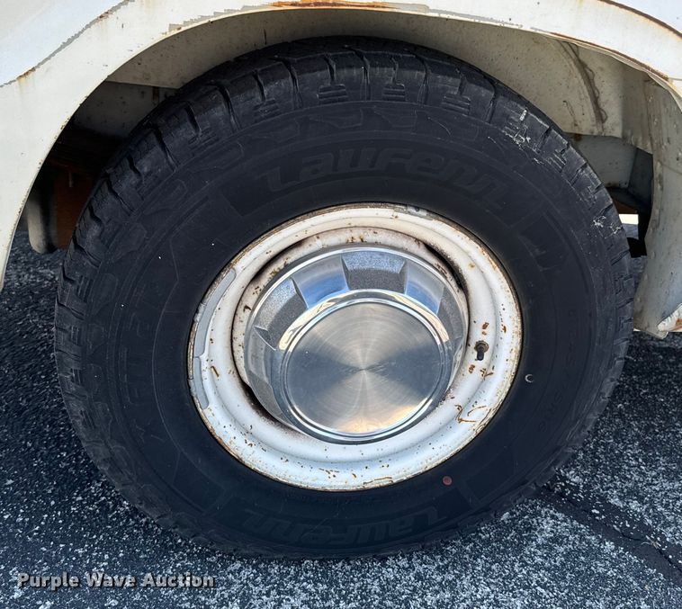 image for item ND9057 1988 Dodge Ram van