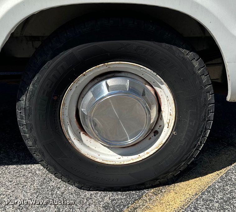 image for item ND9057 1988 Dodge Ram van