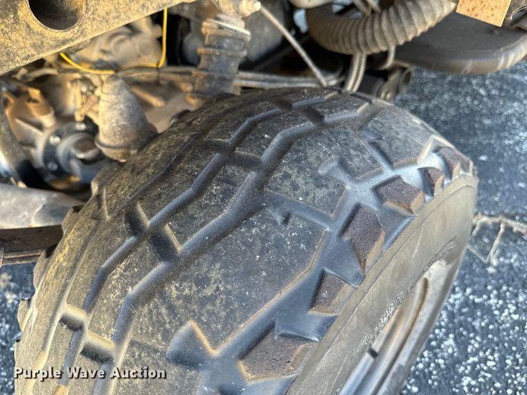 image for item ND9059 2008 Kawasaki Mule 3010 utility vehicle