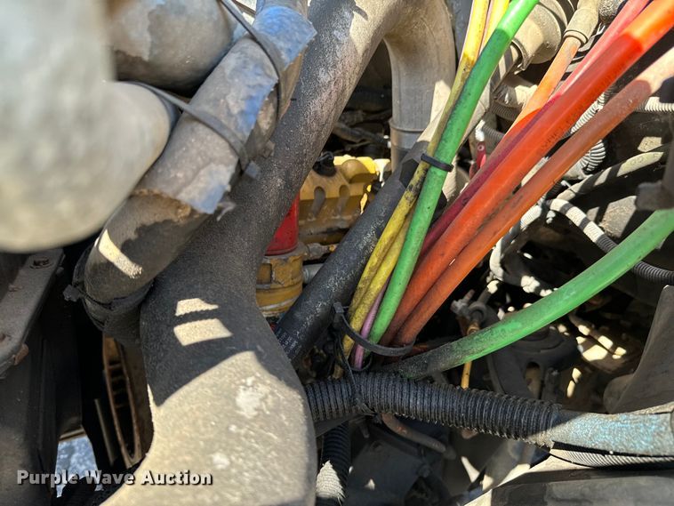 image for item ND9061 2003 GMC C7500 bucket truck