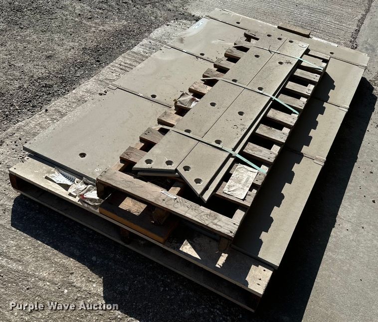 image for item ND9078 Cedar Rapids 3054 Jaw crusher steel plates