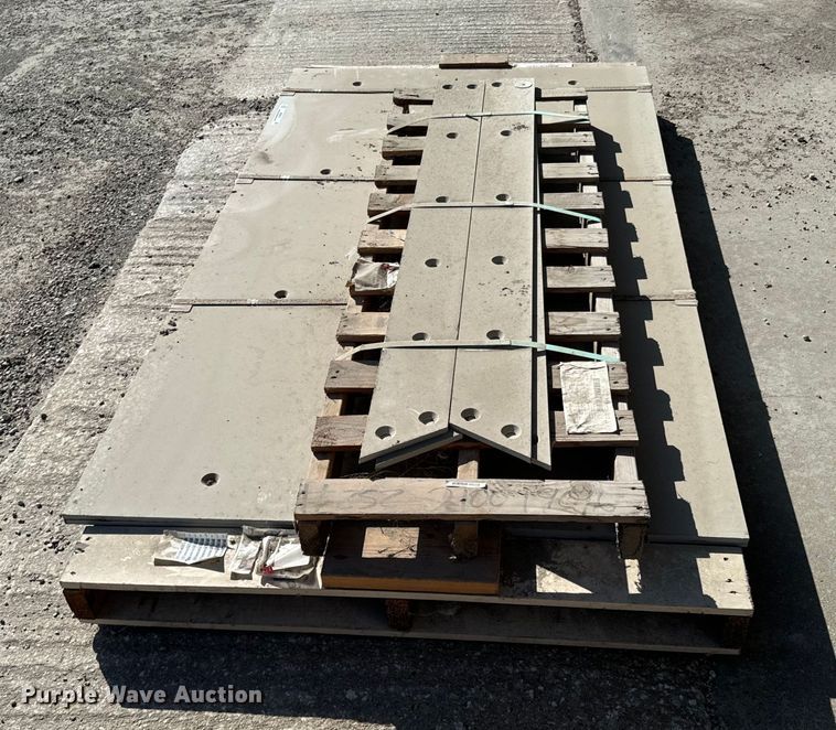 image for item ND9078 Cedar Rapids 3054 Jaw crusher steel plates