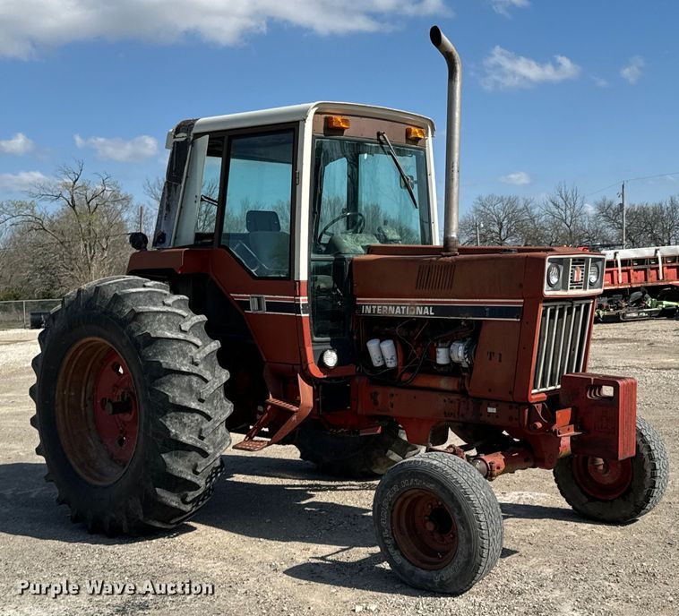 image for item ND9081 1981 International 1086 tractor