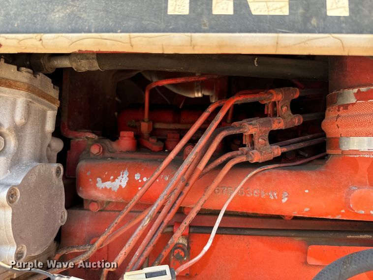 image for item ND9081 1981 International 1086 tractor