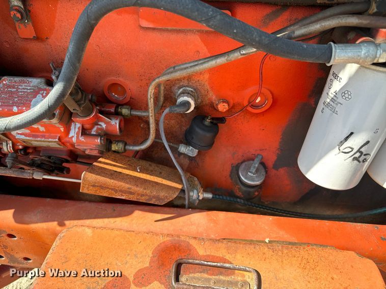 image for item ND9081 1981 International 1086 tractor