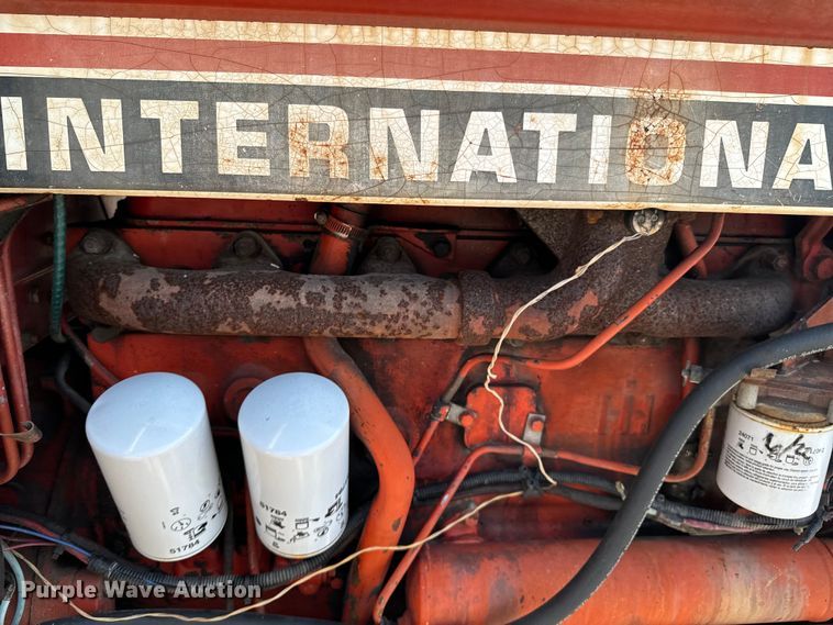 image for item ND9081 1981 International 1086 tractor