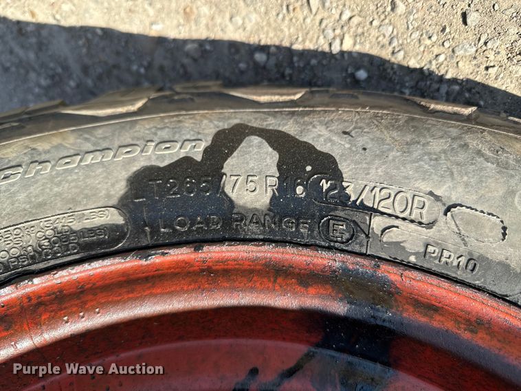 image for item ND9081 1981 International 1086 tractor