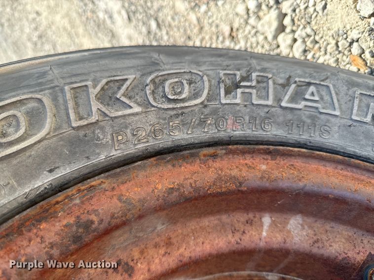 image for item ND9081 1981 International 1086 tractor