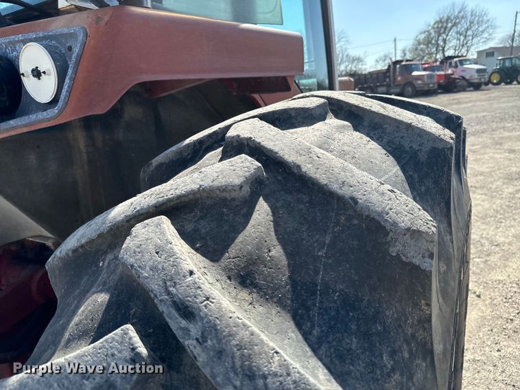 image for item ND9081 1981 International 1086 tractor