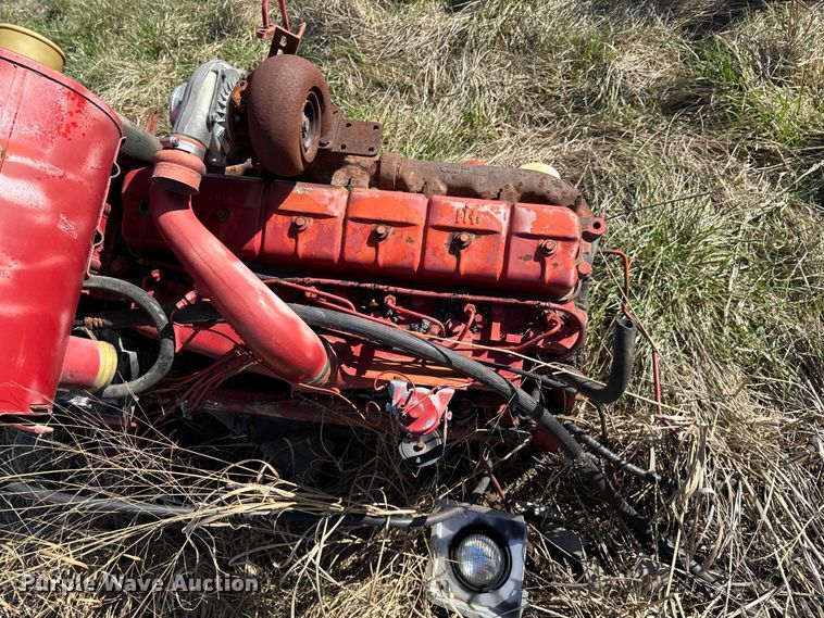 image for item ND9081 1981 International 1086 tractor