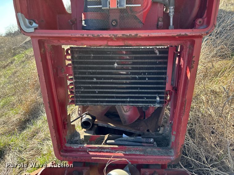 image for item ND9081 1981 International 1086 tractor