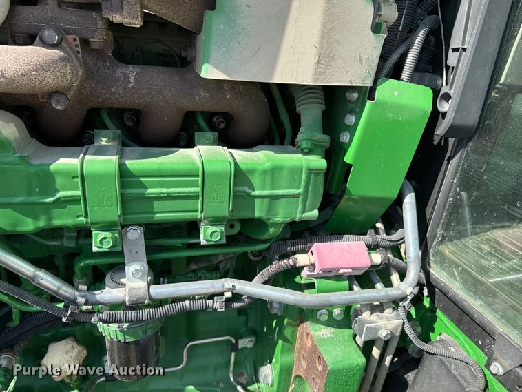 image for item ND9082 2015 John Deere 6115D MFWD tractor