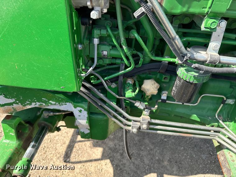 image for item ND9082 2015 John Deere 6115D MFWD tractor