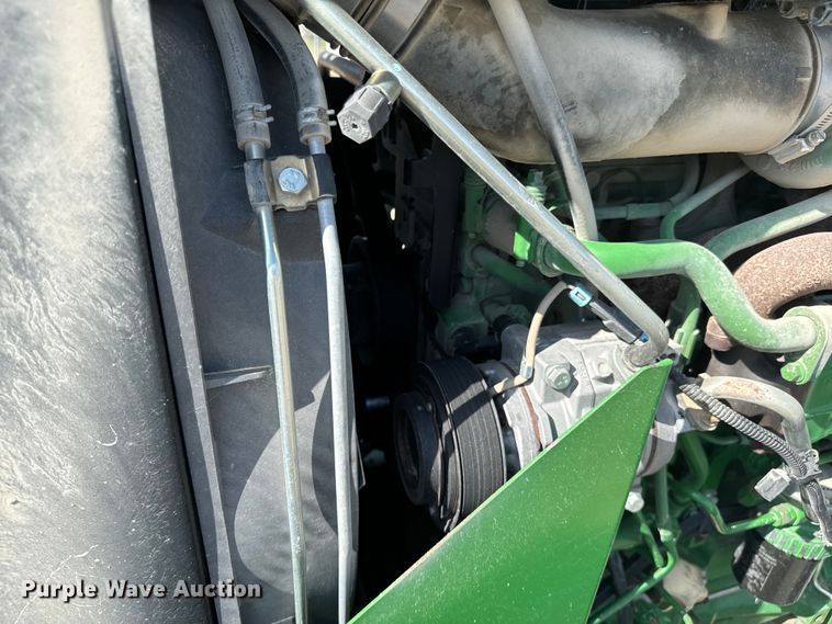 image for item ND9082 2015 John Deere 6115D MFWD tractor