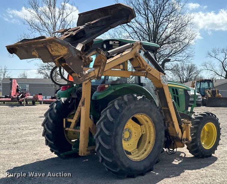 image for item ND9083 2015 John Deere 6115D MFWD tractor