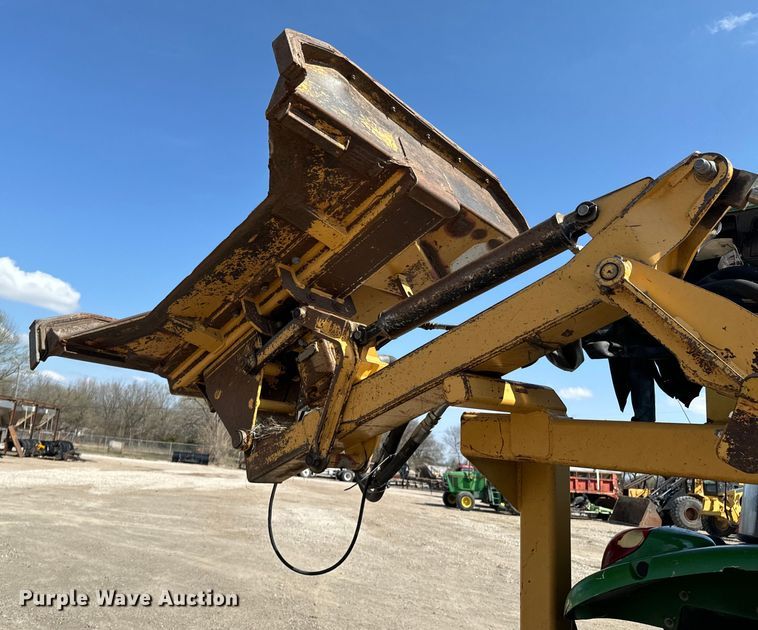 image for item ND9083 2015 John Deere 6115D MFWD tractor