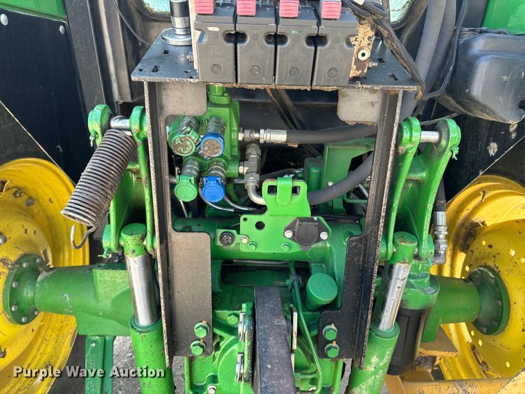 image for item ND9083 2015 John Deere 6115D MFWD tractor