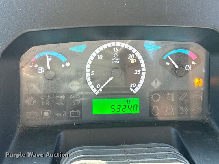 image for item ND9083 2015 John Deere 6115D MFWD tractor