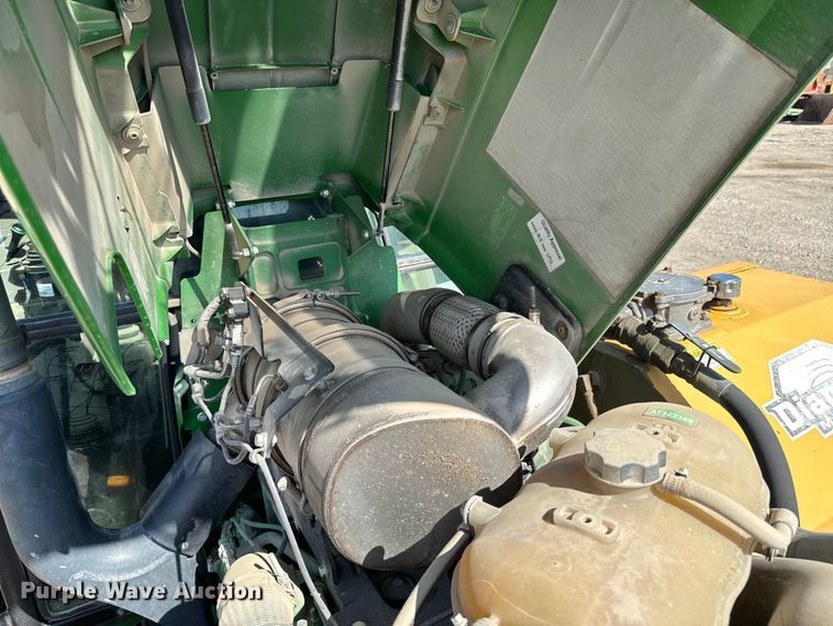 image for item ND9083 2015 John Deere 6115D MFWD tractor