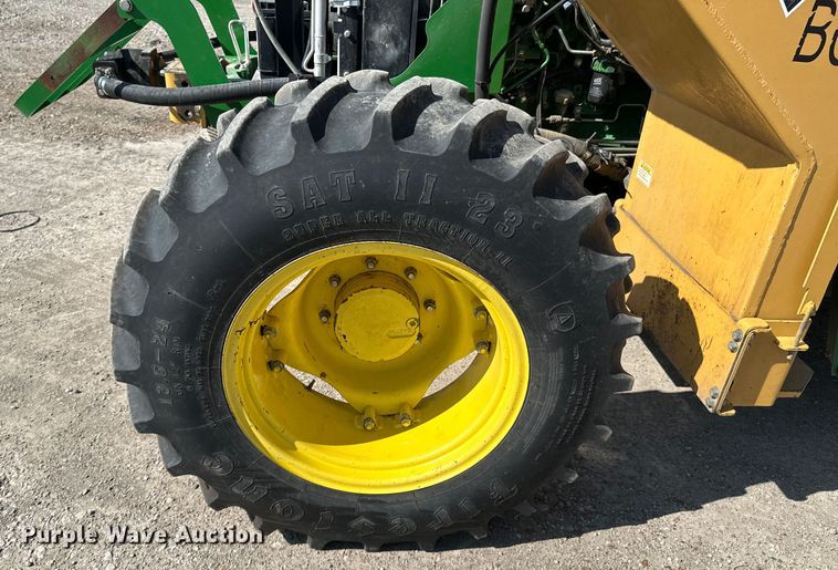 image for item ND9083 2015 John Deere 6115D MFWD tractor