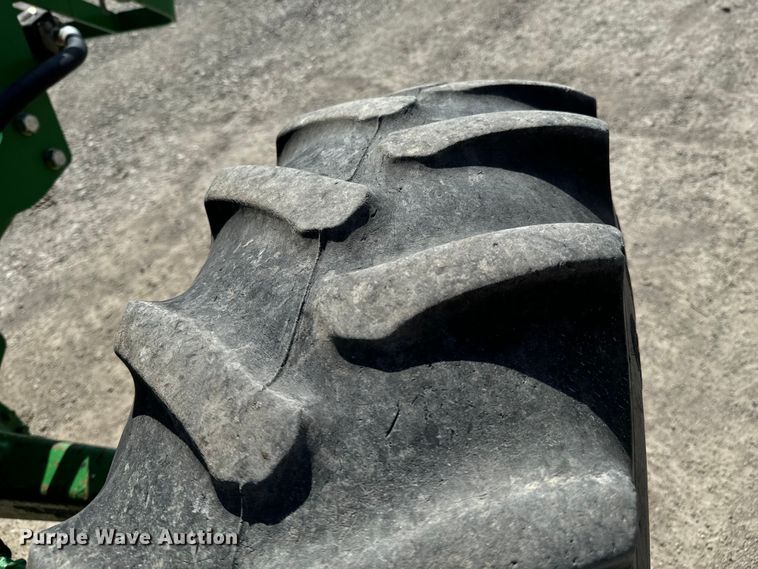 image for item ND9083 2015 John Deere 6115D MFWD tractor