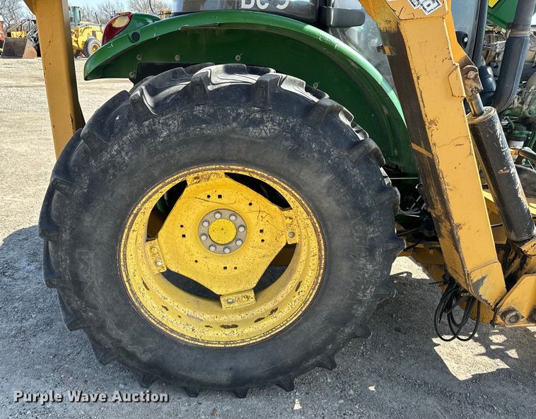 image for item ND9083 2015 John Deere 6115D MFWD tractor