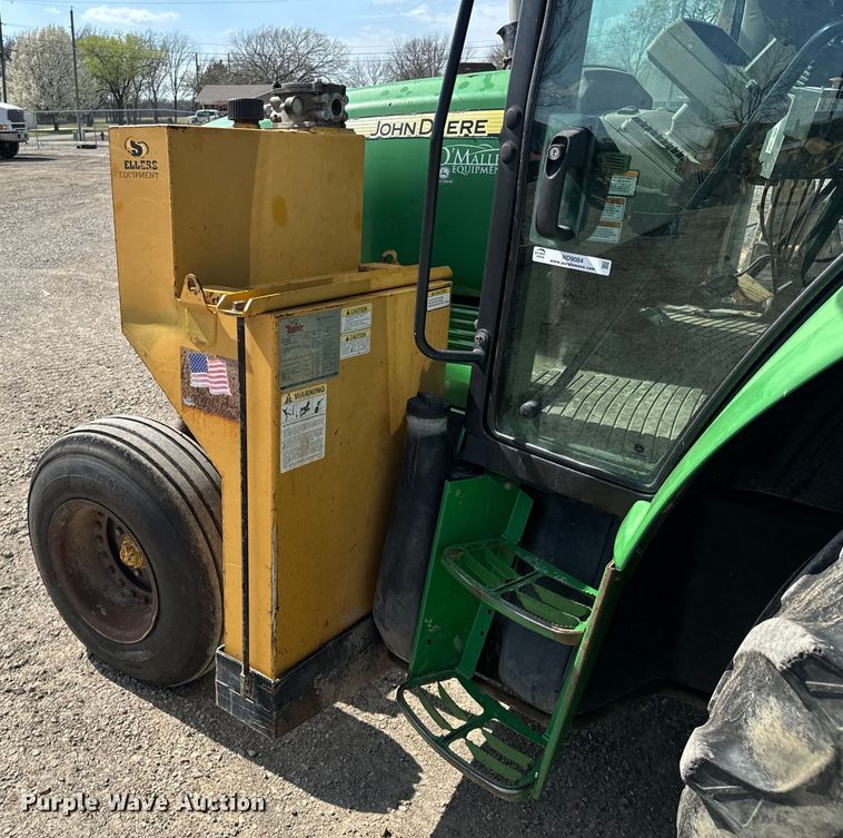 image for item ND9084 2010 John Deere 6330 tractor