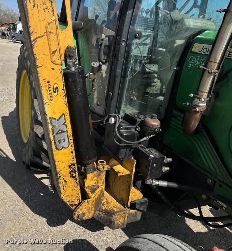 image for item ND9084 2010 John Deere 6330 tractor