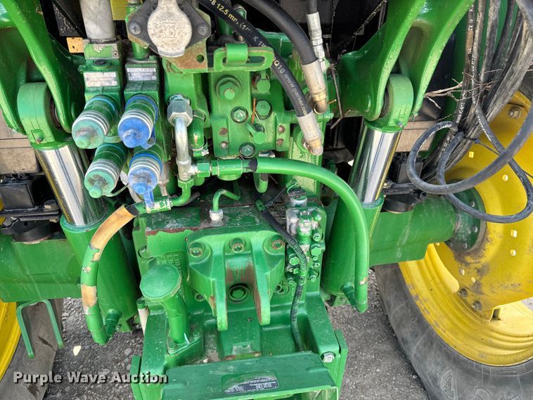 image for item ND9084 2010 John Deere 6330 tractor
