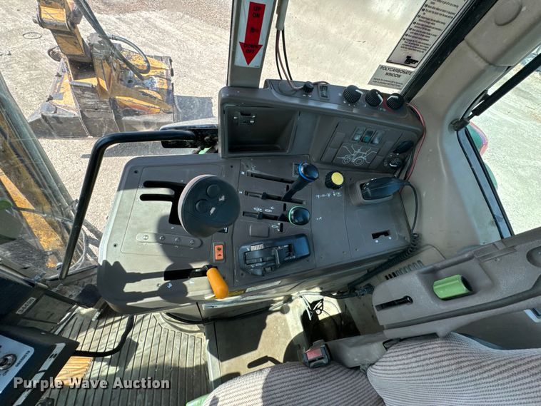 image for item ND9084 2010 John Deere 6330 tractor