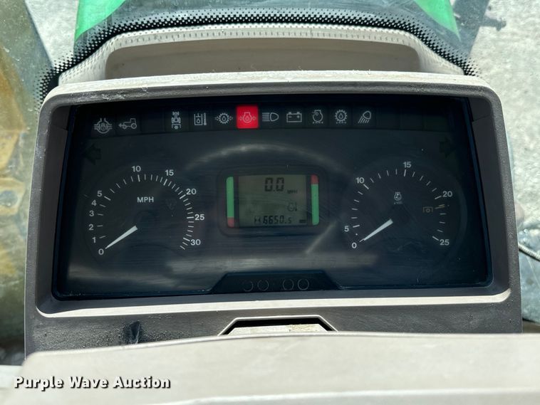 image for item ND9084 2010 John Deere 6330 tractor