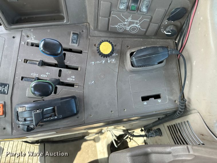 image for item ND9084 2010 John Deere 6330 tractor