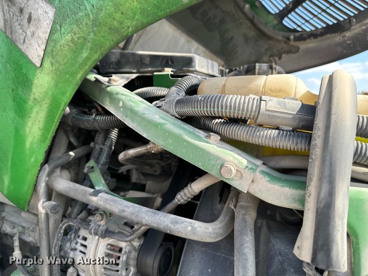 image for item ND9084 2010 John Deere 6330 tractor