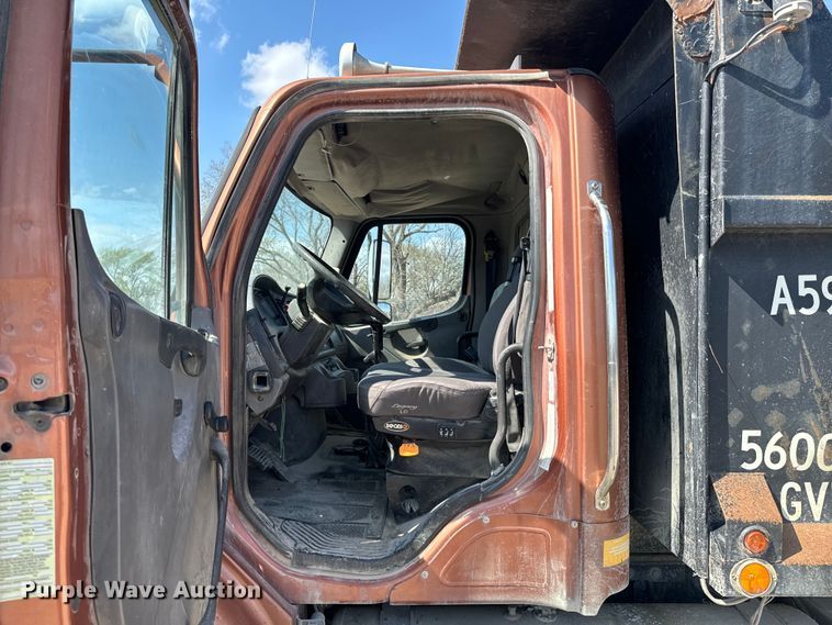 image for item ND9085 2011 Freightliner M2 dump truck