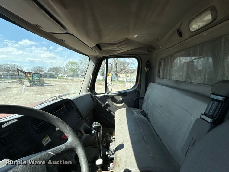 image for item ND9085 2011 Freightliner M2 dump truck