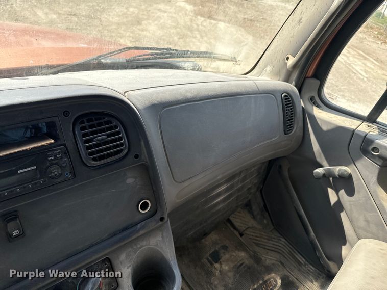 image for item ND9085 2011 Freightliner M2 dump truck