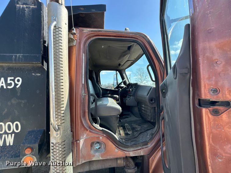 image for item ND9085 2011 Freightliner M2 dump truck