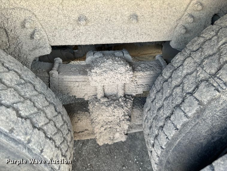 image for item ND9085 2011 Freightliner M2 dump truck