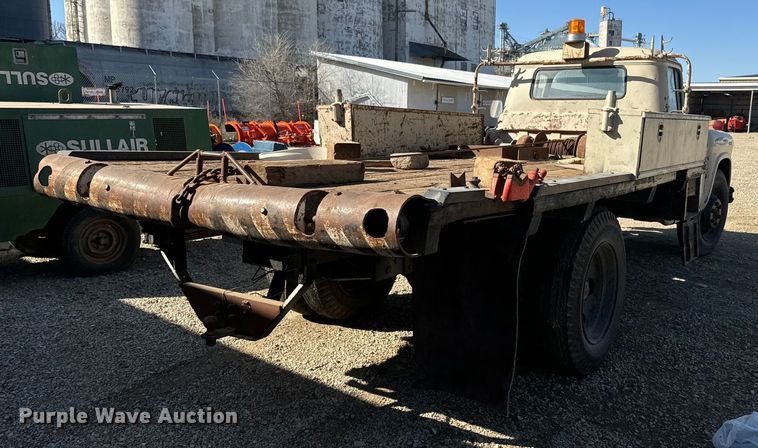 image for item NF9502 1957 Chevrolet  6400 winch truck