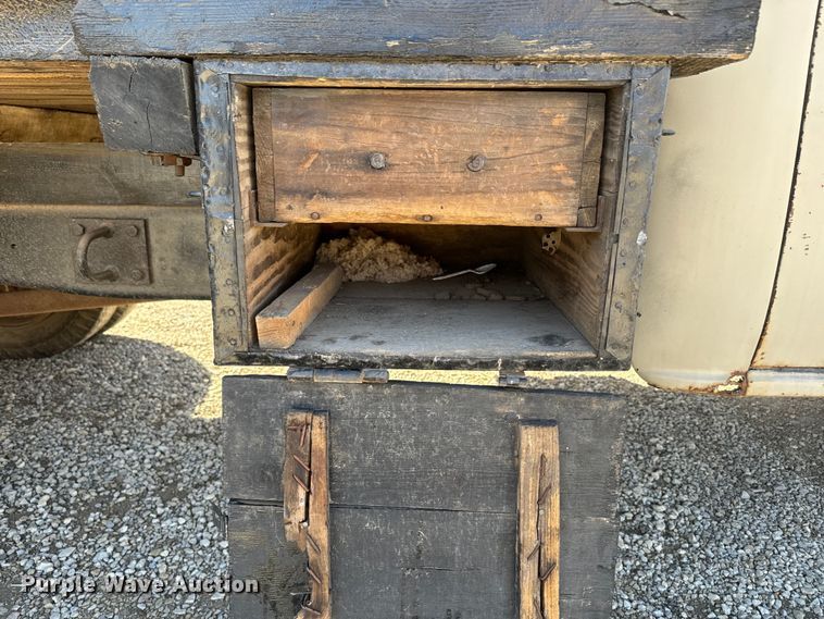 image for item NF9502 1957 Chevrolet  6400 winch truck